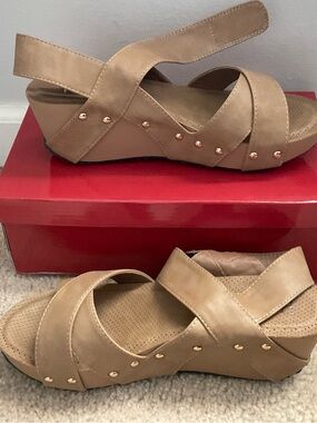 Refresh Tan Crisscross Wedge Sandals with Gold Studs